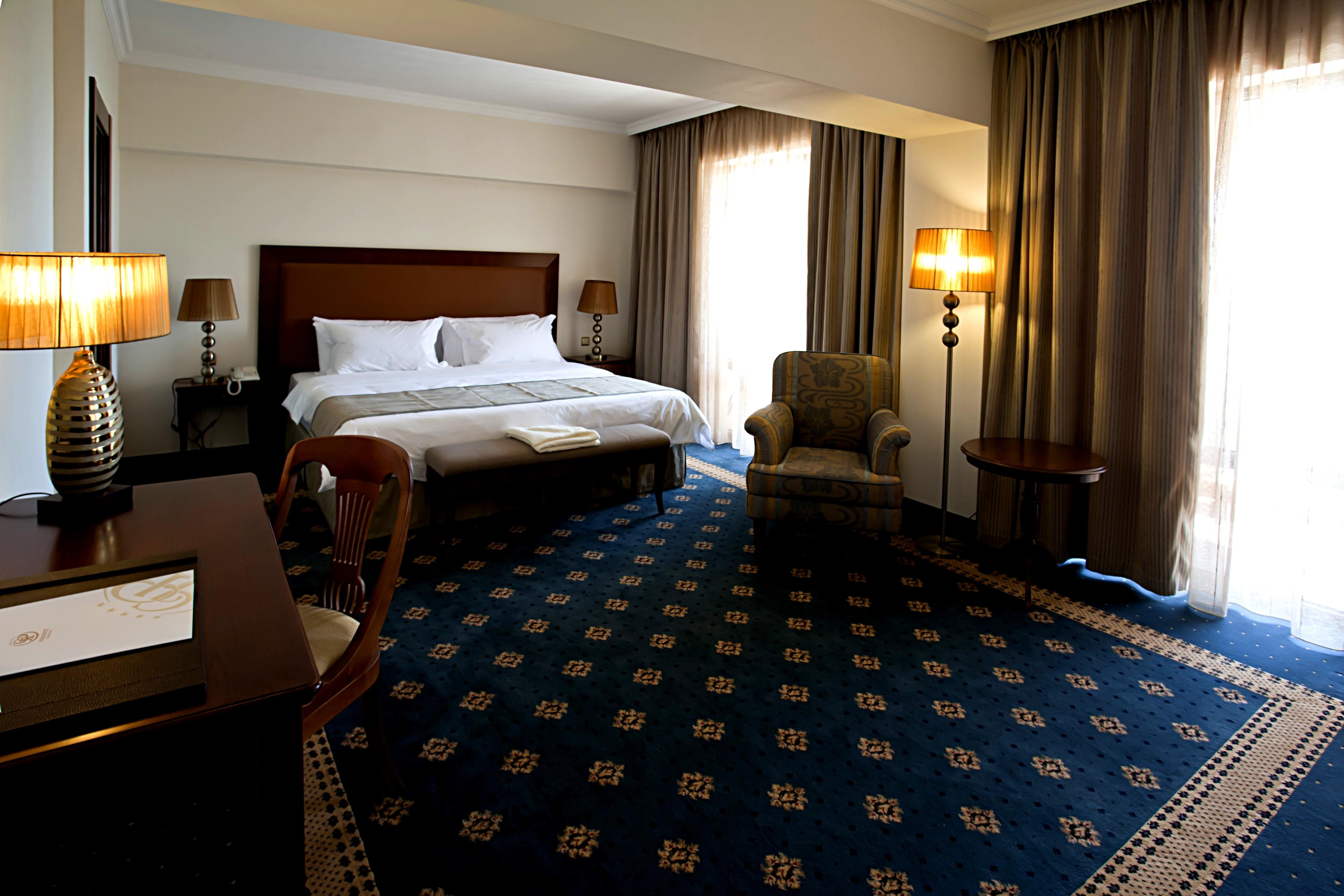 Primoretz Grand Hotel & Spa Burgas Exterior foto A room at the hotel